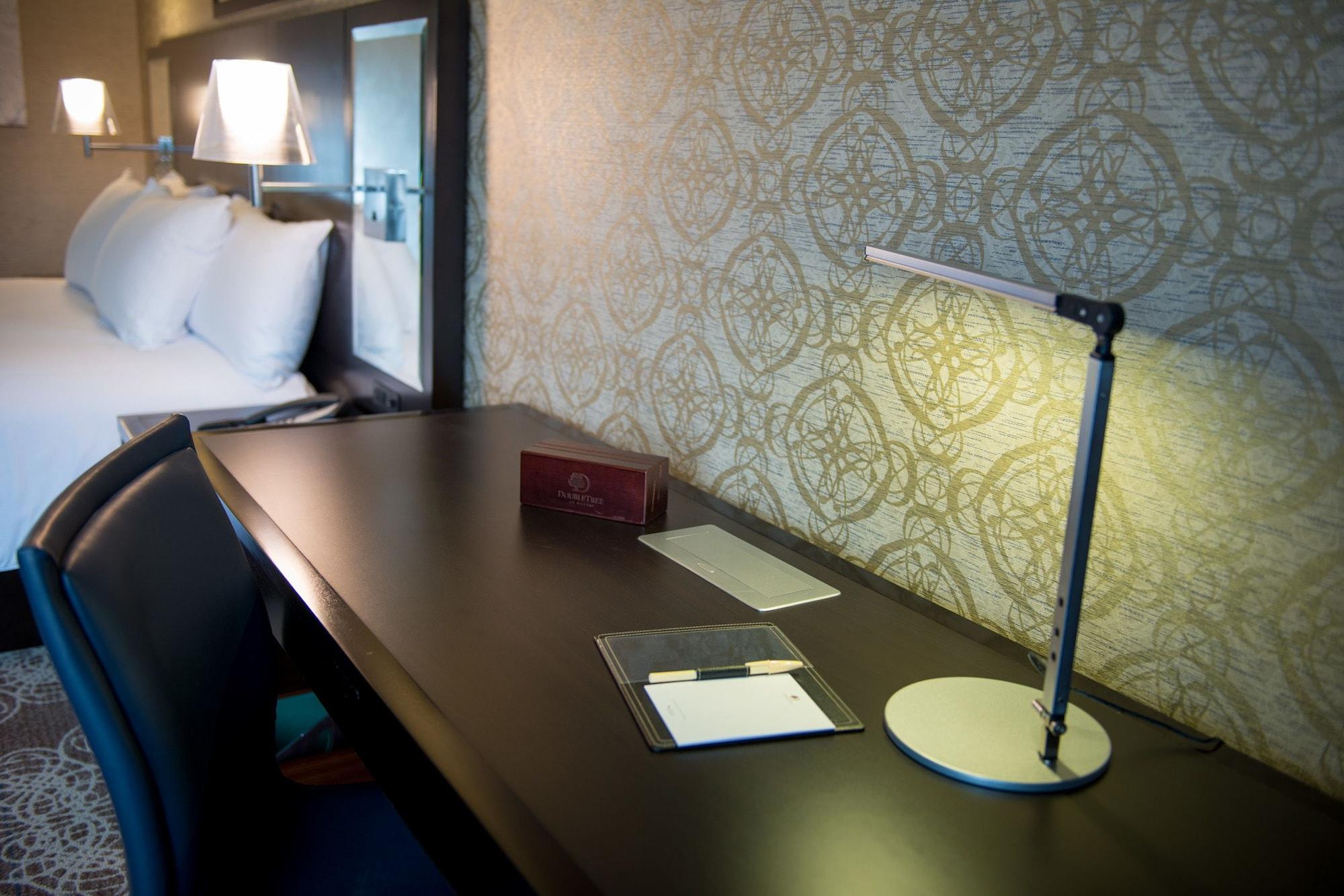 Doubletree By Hilton Binghamton Hotel Ngoại thất bức ảnh