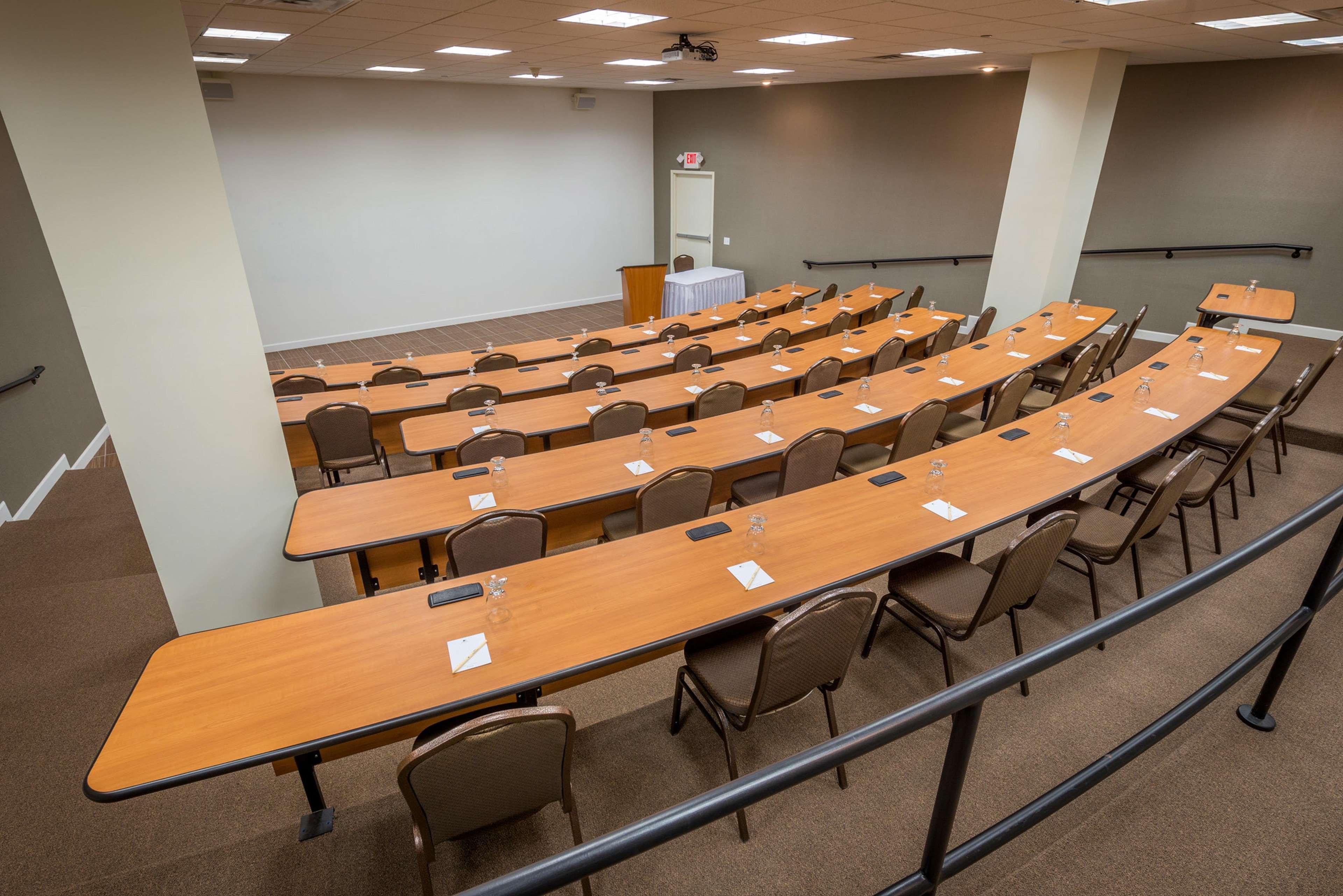 Doubletree By Hilton Binghamton Hotel Ngoại thất bức ảnh